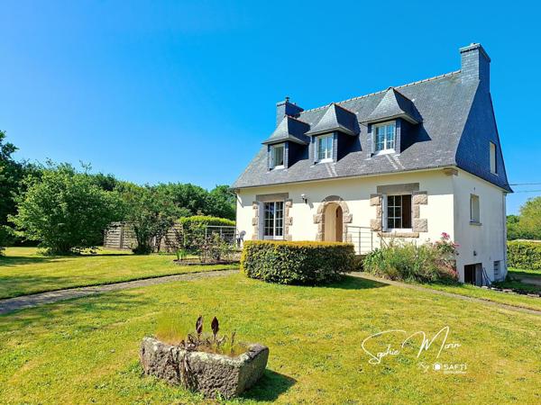 Néo-bretonne sur terrain arboré de 2000 m²