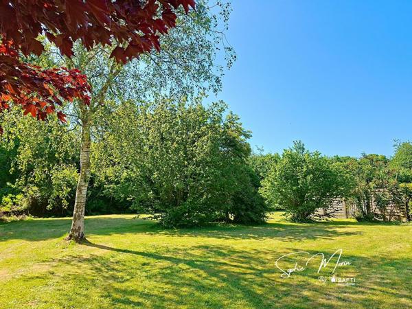 Néo-bretonne sur terrain arboré de 2000 m²