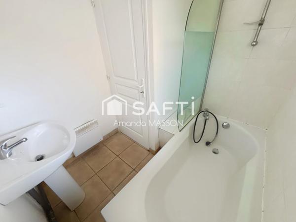 Charmante maison mitoyenne !