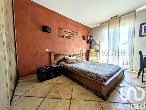 Maison traditionnelle 5 pièces de 143 m² à Saint-Jean-Lasseille (66300)