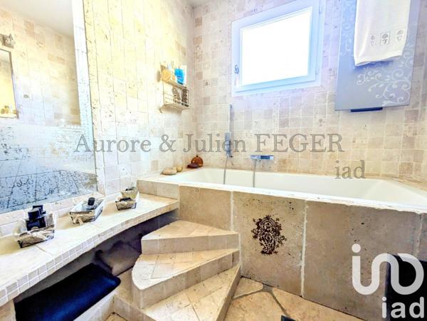 Maison traditionnelle 5 pièces de 143 m² à Saint-Jean-Lasseille (66300)