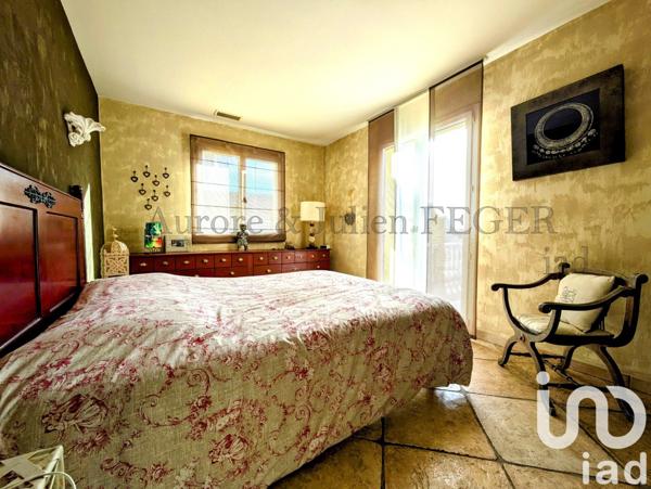 Maison traditionnelle 5 pièces de 143 m² à Saint-Jean-Lasseille (66300)