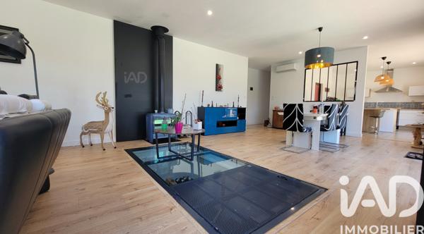 Maison à vendre 5 pièces 166 m² Escales