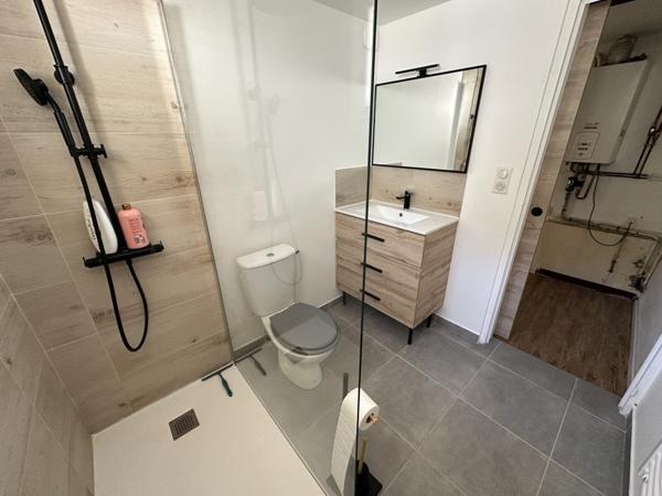 Maison à louer 650 € CC Marmande 3 p 72 m² DPE D