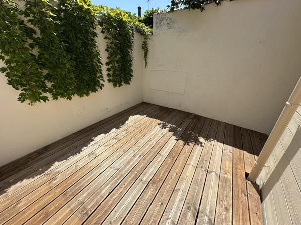 Maison à louer 650 € CC Marmande 3 p 72 m² DPE D