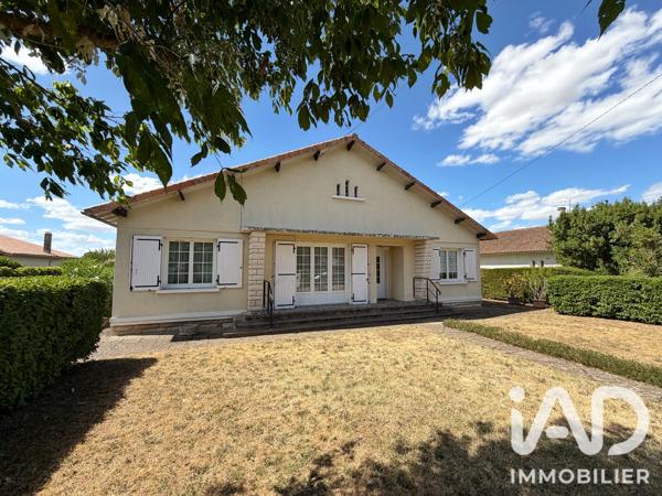 Maison à vendre 5 pièces 131 m² Neuville-de-Poitou