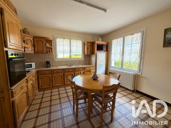 Maison à vendre 5 pièces 131 m² Neuville-de-Poitou
