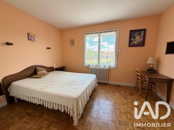 Maison à vendre 5 pièces 131 m² Neuville-de-Poitou