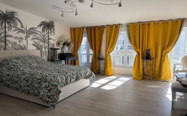 Appartement à vendre    4 pièces •  Rochefort