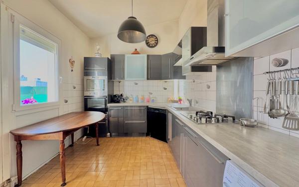 Maison à vendre    6 pièces • 125 m2 Gretz-Armainvilliers