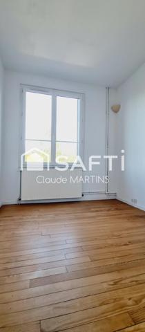 Maison 6 pièces - 135m² environ - 10 min RER B - Double garage - Terrasse
