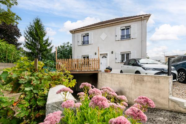 Longjumeau (91160) Maison individuelle 2000 – 109 m² habitables – DPE C – Quartier recherché et calme absolu