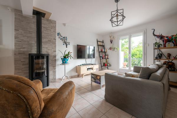 Longjumeau (91160) Maison individuelle 2000 – 109 m² habitables – DPE C – Quartier recherché et calme absolu