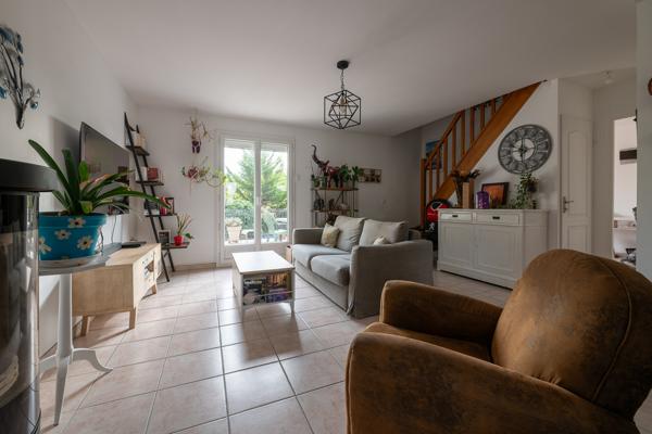 Longjumeau (91160) Maison individuelle 2000 – 109 m² habitables – DPE C – Quartier recherché et calme absolu