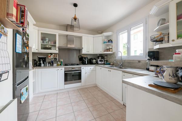 Longjumeau (91160) Maison individuelle 2000 – 109 m² habitables – DPE C – Quartier recherché et calme absolu