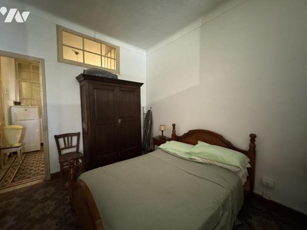 Golfe Juan centre ville  Dans maison bourgeoise appartement 2 pièces 