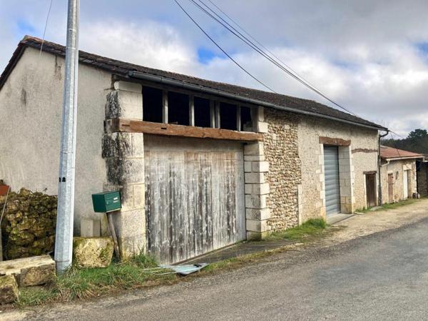 Stationnement à louer    100 m2 Coulounieix-Chamiers
