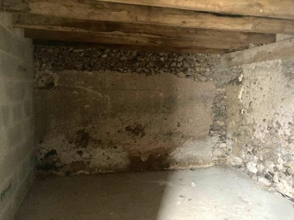 Stationnement à louer    100 m2 Coulounieix-Chamiers