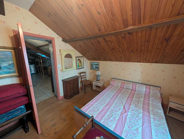 Maison a vendre a Loche sur Indrois - 5 pieces avec jardin spacieux