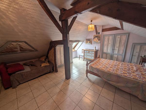 Maison a vendre a Loche sur Indrois - 5 pieces avec jardin spacieux