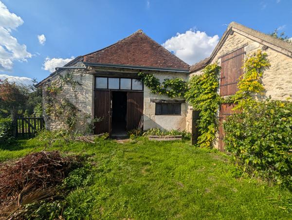 Maison a vendre a Loche sur Indrois - 5 pieces avec jardin spacieux