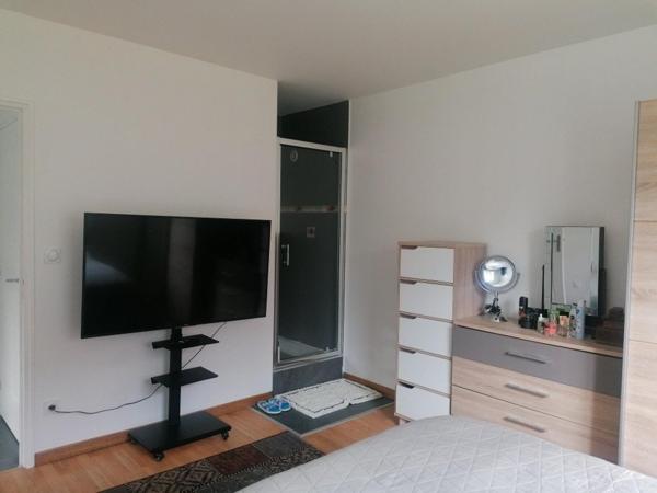 Belle contemporaine de 5 chambres