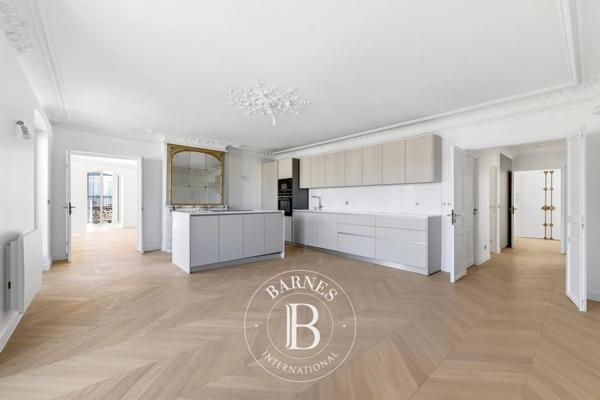 Paris 3ème, Appartement 4 Chambres -  145 m² à vendre