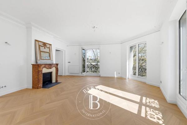 Paris 3ème, Appartement 4 Chambres -  145 m² à vendre