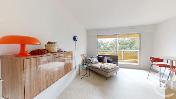 Appartement Studio à vendre  1 pièce - 31,81 m 2   BAYONNE  - 64
