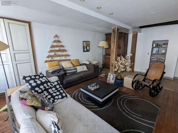 Maison de ville à vendre à Nogent-le-Rotrou dans l'Eure-et-Loir (28400), ref : 1 MB   
Centre ville