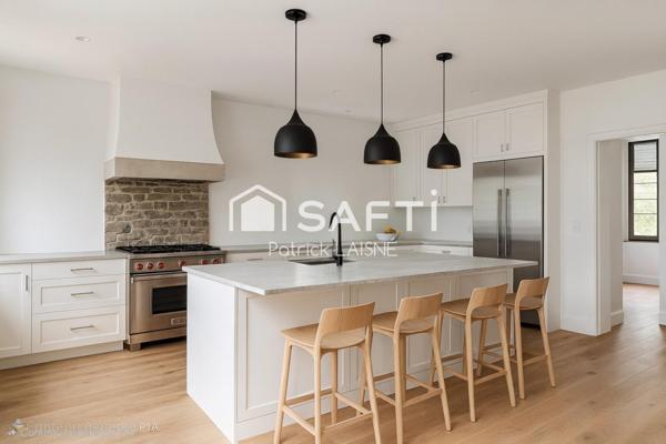 maison en pierres à rénover située a 3 minutes en voiture des premiers commerces