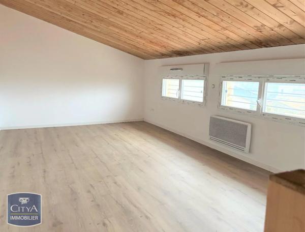 Appartement à louer 4 pièces 84.23m²
