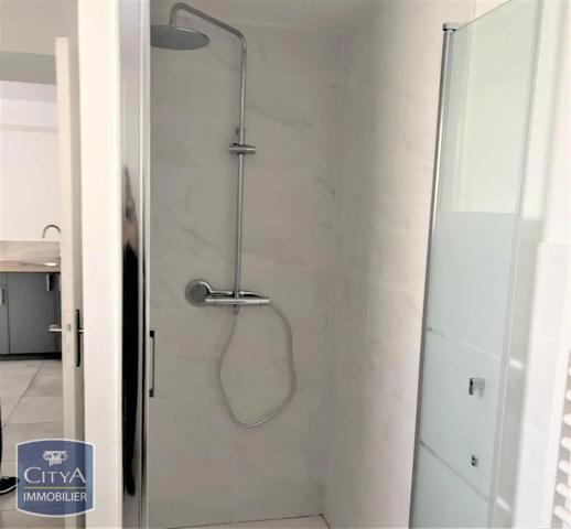 Appartement à louer 4 pièces 84.23m²