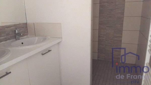 Appartement 4 pièces                                        - 42000 Saint-Étienne Réf : 2825-CIFVFOREZVELAY