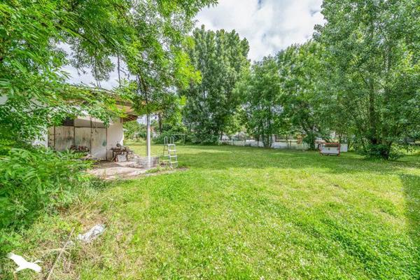 Terrain à vendre |  Pessac |  1002 m²