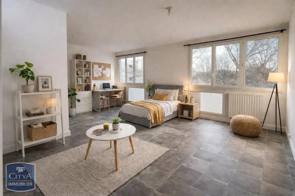 Appartement à louer 1 pièce 36.76m² Évry-Courcouronnes (91000)