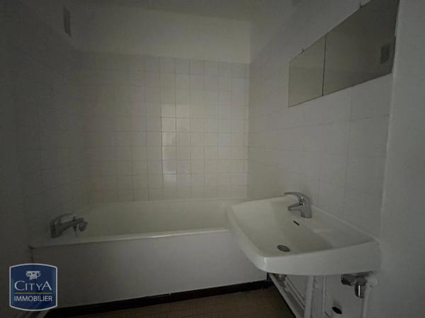 Appartement à louer 1 pièce 36.76m² Évry-Courcouronnes (91000)