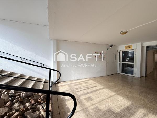 Studio 28m2 vendu loué - Résidence avec ascenceur