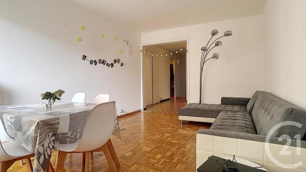 Appartement F2 à vendre  2 pièces - 48,89 m2 MARSEILLE - 13013