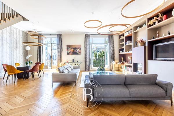 Neuilly-sur-Seine, Appartement 5 Chambres -  291 m² à vendre
