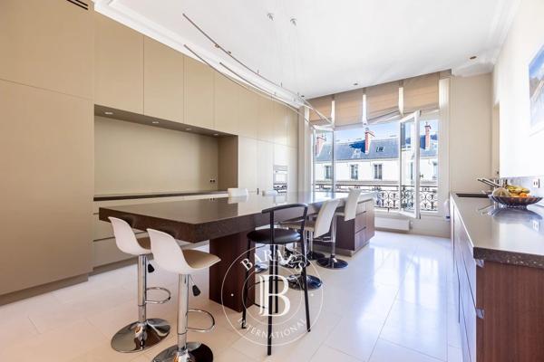 Neuilly-sur-Seine, Appartement 5 Chambres -  291 m² à vendre
