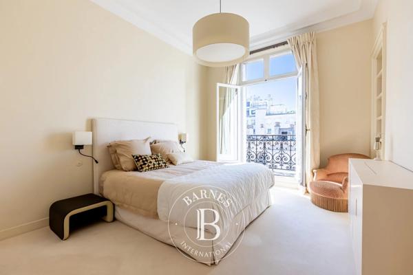 Neuilly-sur-Seine, Appartement 5 Chambres -  291 m² à vendre