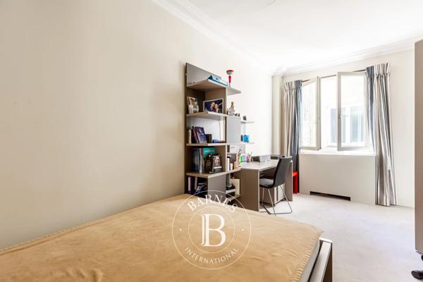 Neuilly-sur-Seine, Appartement 5 Chambres -  291 m² à vendre