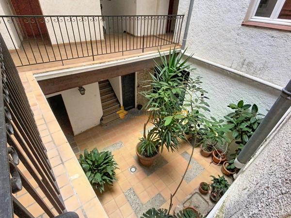 Vente                                                      Appartement
                        
                     1 pièces                      55 m2                     à Perpignan