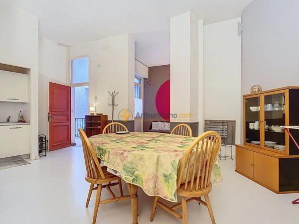Vente                                                      Appartement
                        
                     1 pièces                      55 m2                     à Perpignan