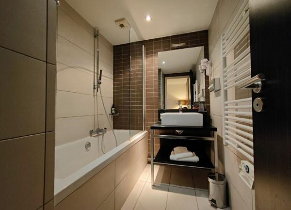 Appartement à vendre    1 pièce •  Grenoble