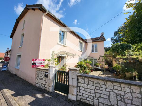 Maison 6 pièces 283.9 m2