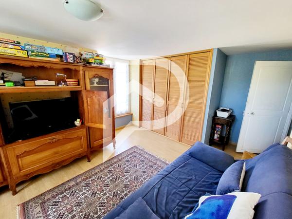Maison 6 pièces 283.9 m2
