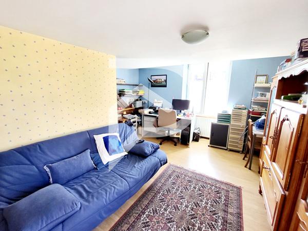 Maison 6 pièces 283.9 m2
