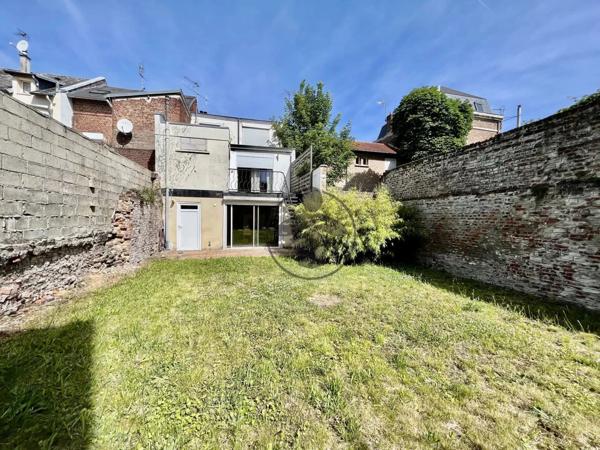 Vente Maison 5 pièces 158 m2 à Saint-Quentin